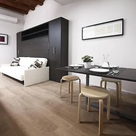 Daire True Design In Heart Of Noble Bcn